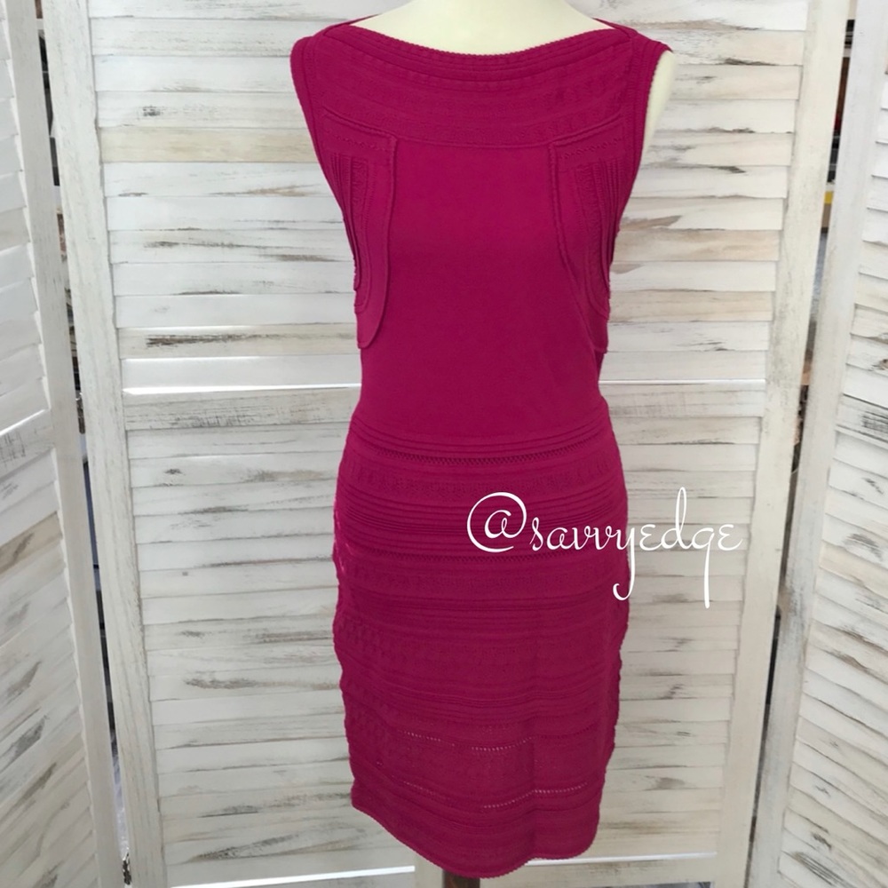 HP! Marchesa Voyage Knit Dress